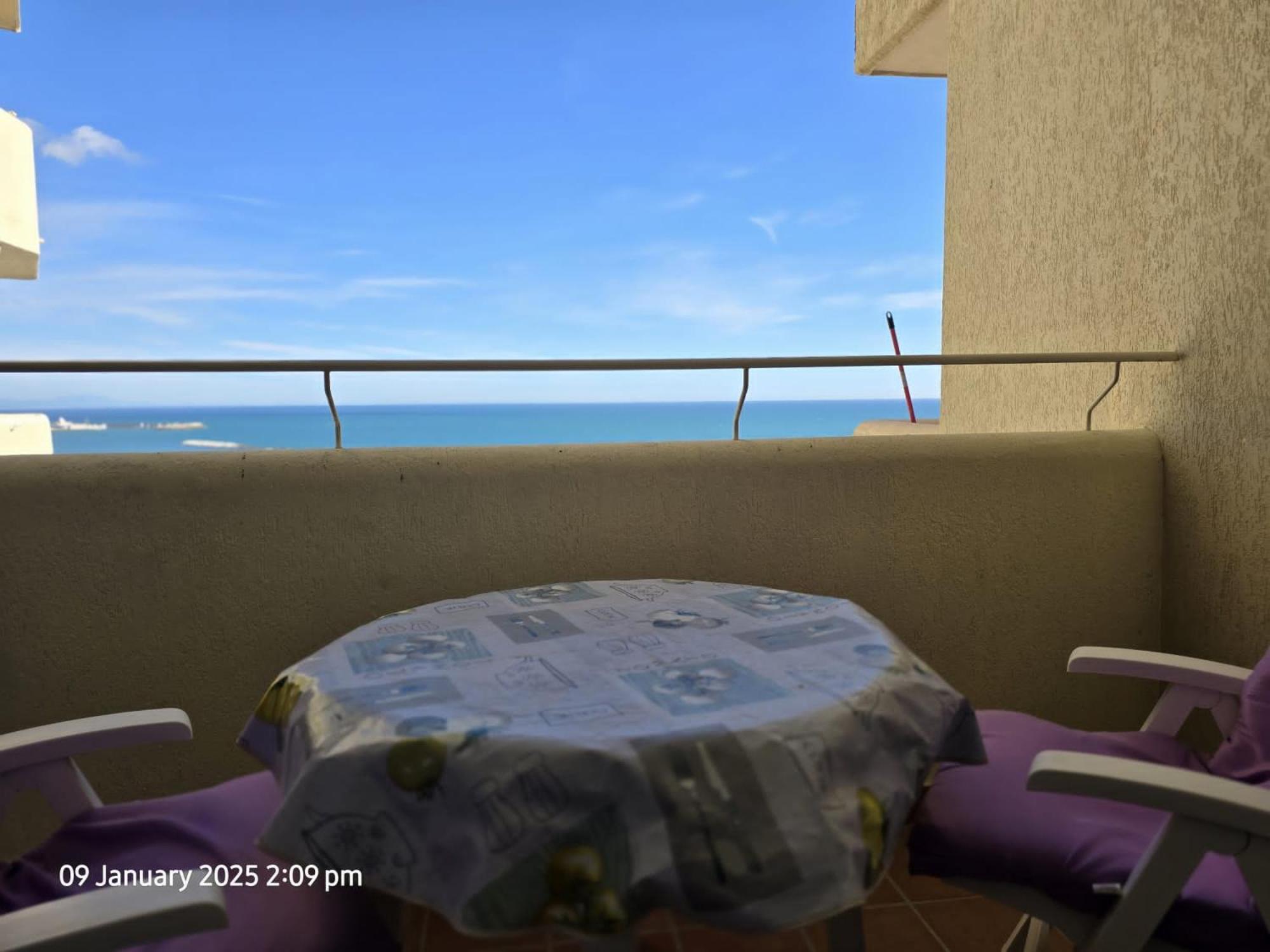 Benal Beach Apartments Малага Экстерьер фото