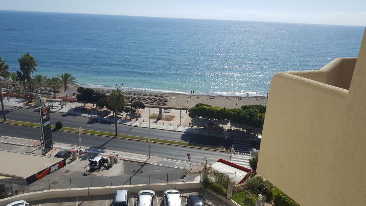 Benal Beach Apartments Малага Экстерьер фото
