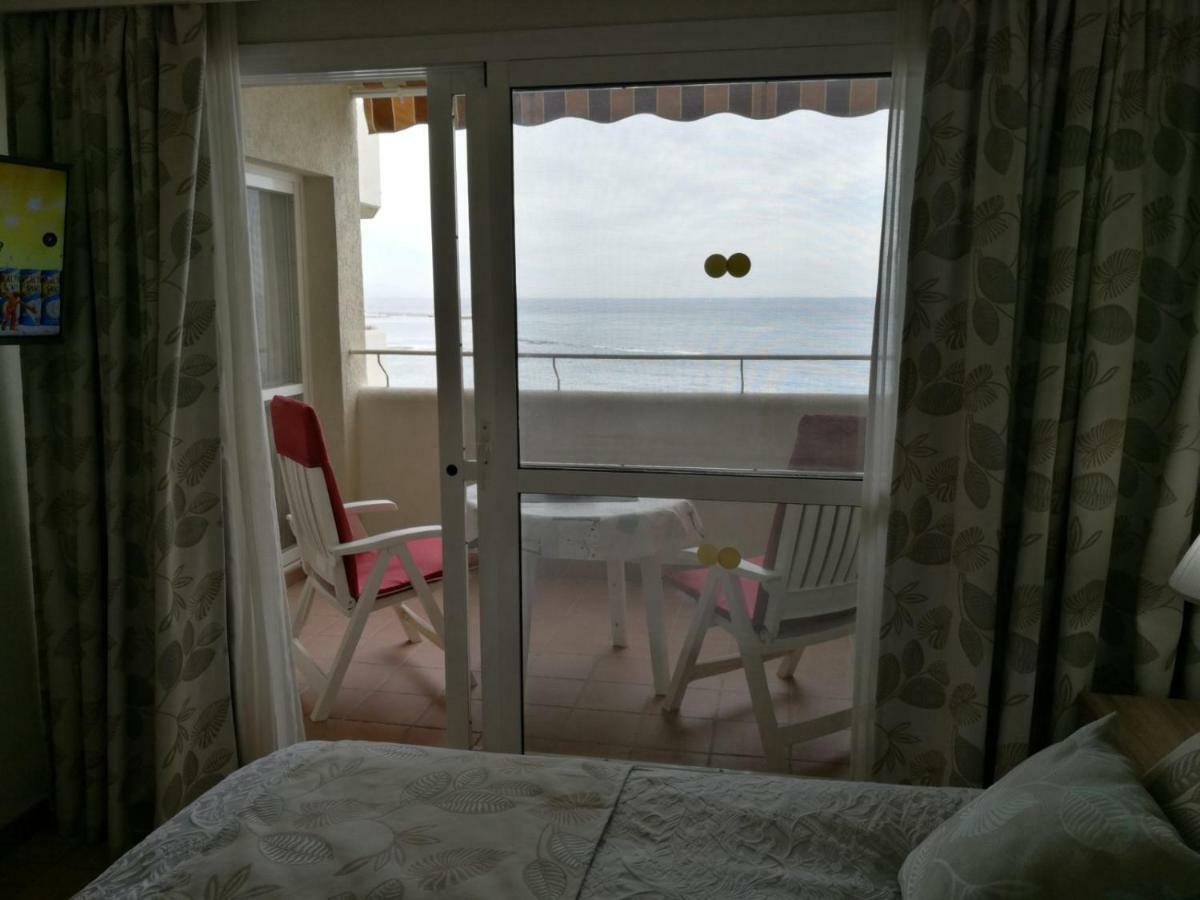 Benal Beach Apartments Малага Экстерьер фото